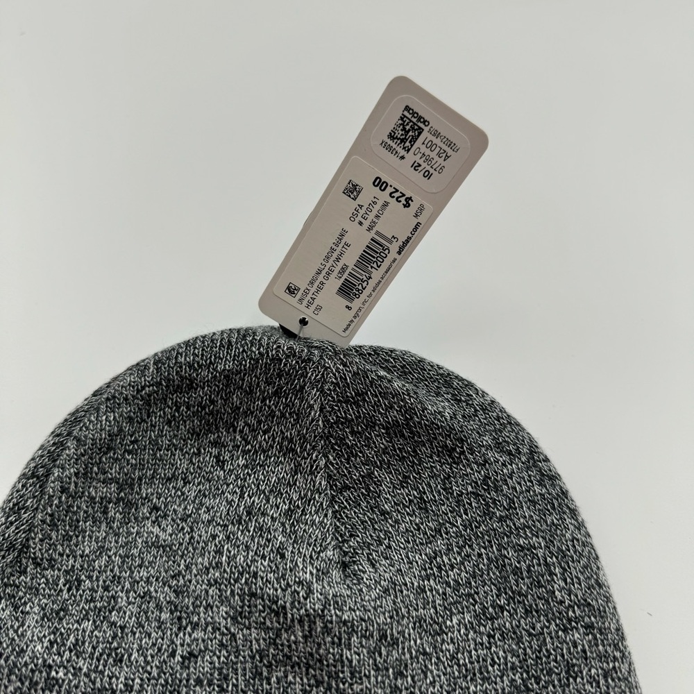 🧸 Adidas Black & Grey Beanie – Standard Fit, NWT - Picture 5 of 5